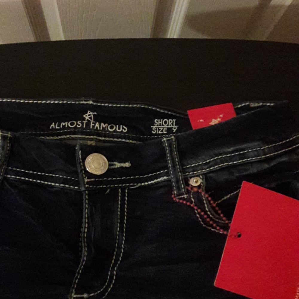Almost Famous Junior Denim Shorts - Picture 4 of 11